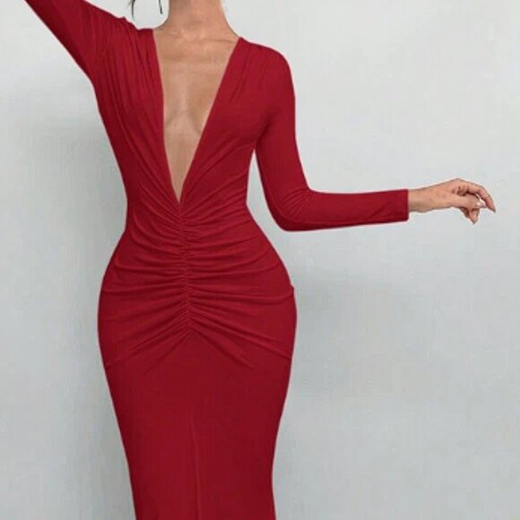 Elegant Evening Gown With Deep V-Neck Extra Long Lenght Burgundy - Picture 3 of 4